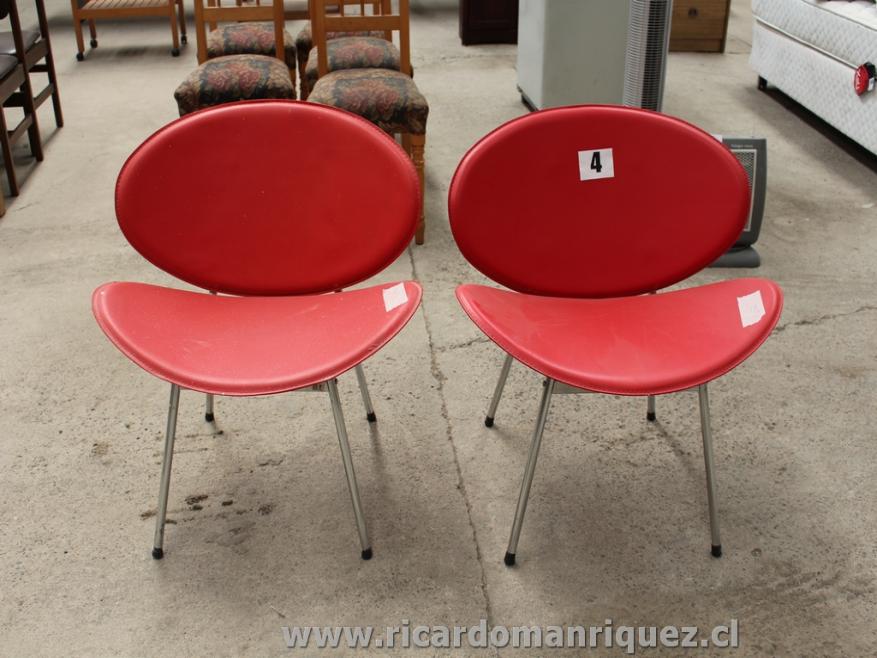 Lote 1 -10 Sillas y Otros