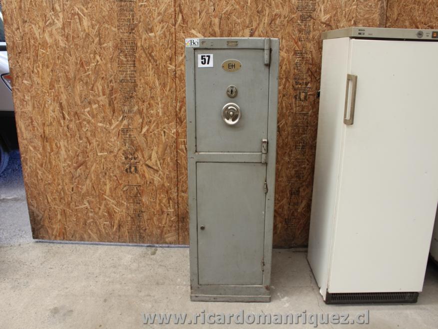 Caja Fuerte -  LOTE:  57